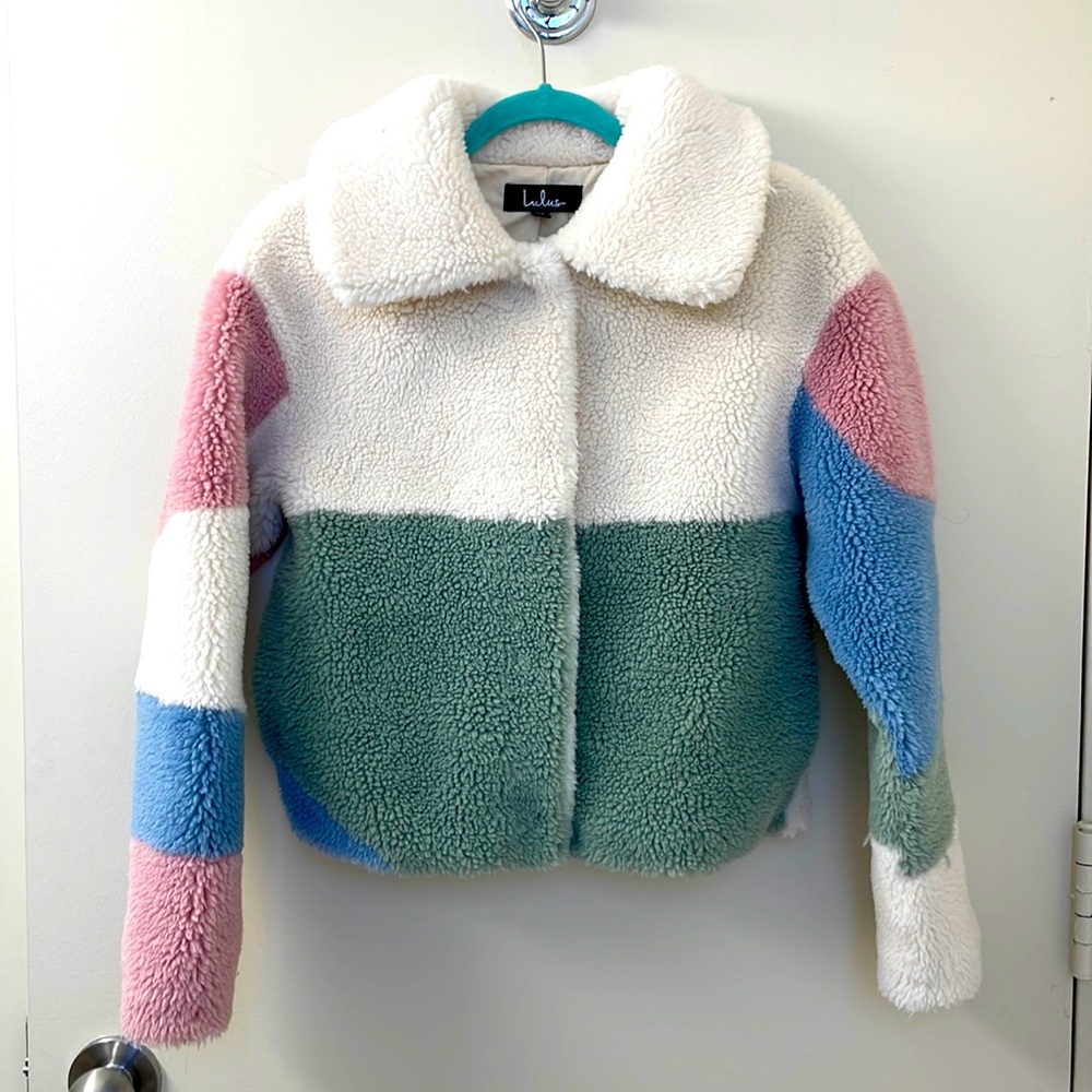 Lulus fleece jacket size xs